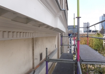 Renouvellement de la corniche avant Chaussée de Haecht